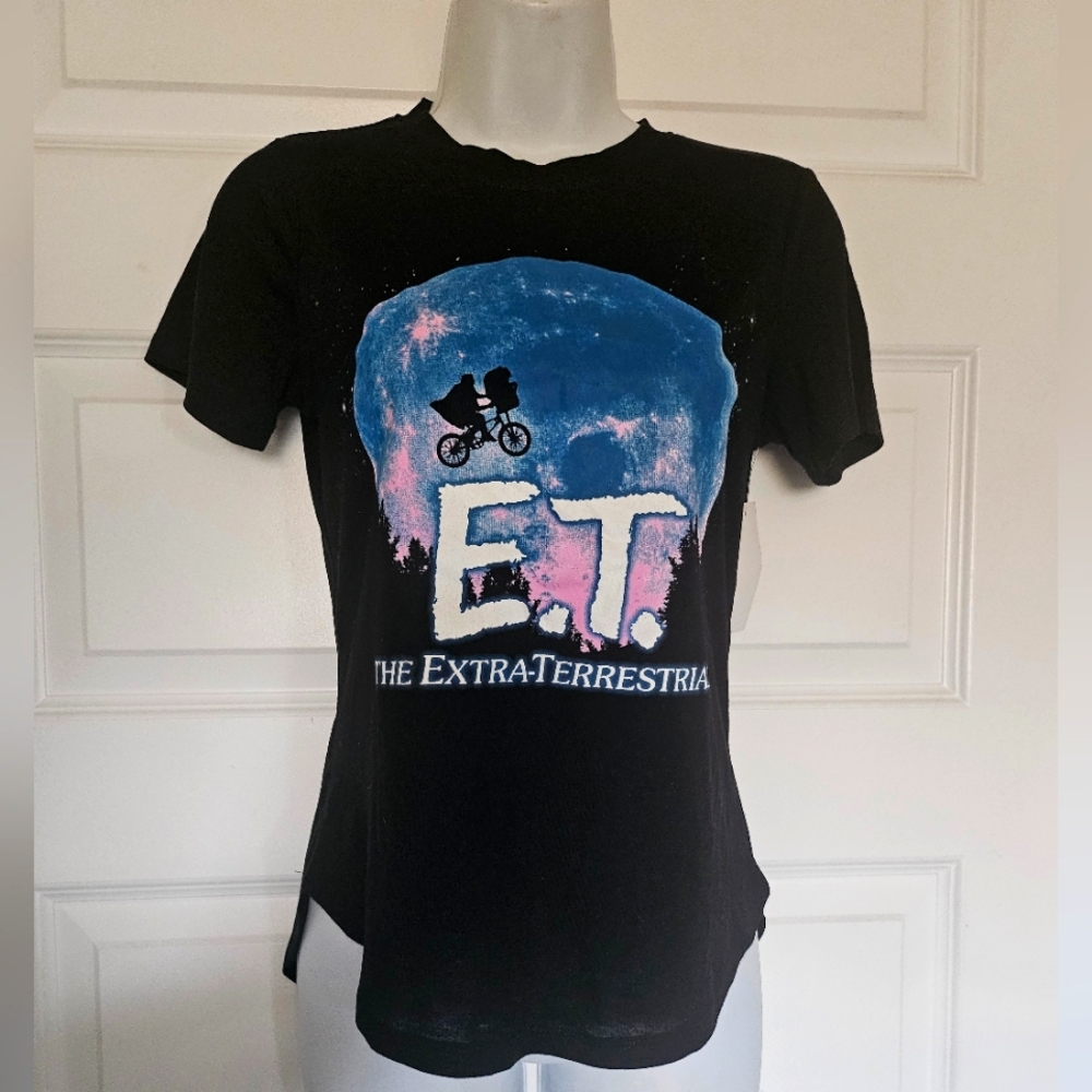 Brand New ET graphic t-shirt. Women's size small.